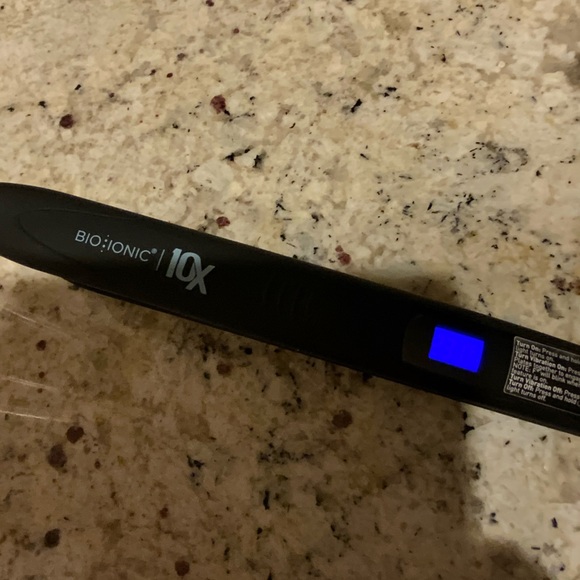 NEW Bio Ionic 10X Styling Iron, Hair Straightener with 1" Sonic Vibrating Plates - Picture 3 of 3